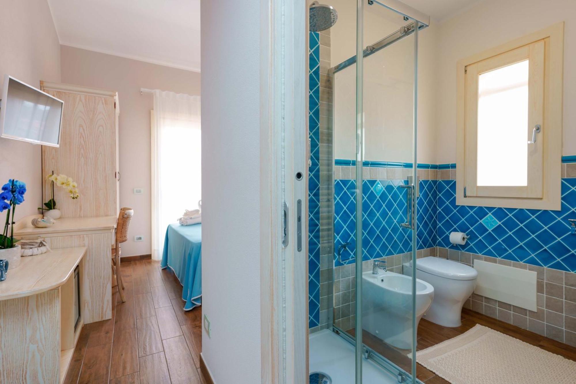 La Rosa Dei Venti Bed & Breakfast Виласимиус Екстериор снимка